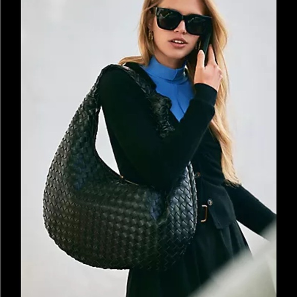 Anthropologie Black Woven Hobo Bag with Gold Chain - Picture 3 of 4